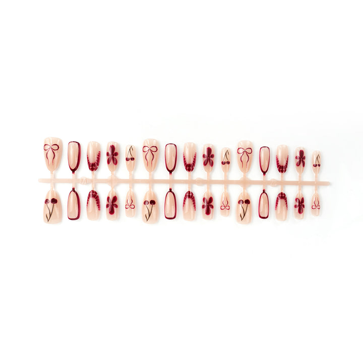 Elegant and creative nail art set Stornfield