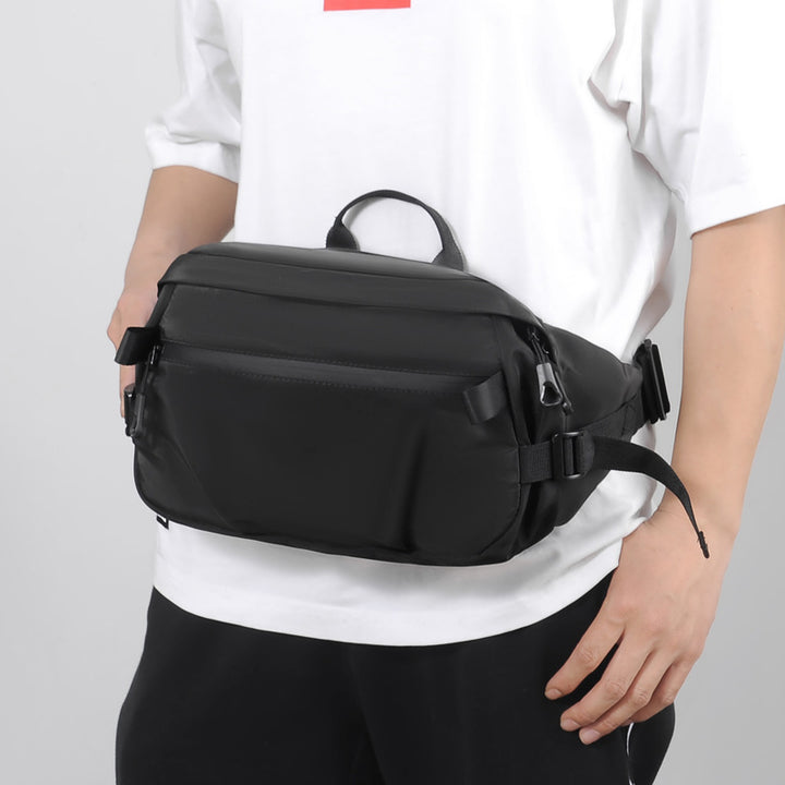 Versatile Waterproof Hip Pack Stornfield