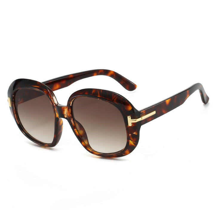 Stylish Oversized Sunglasses Stornfield
