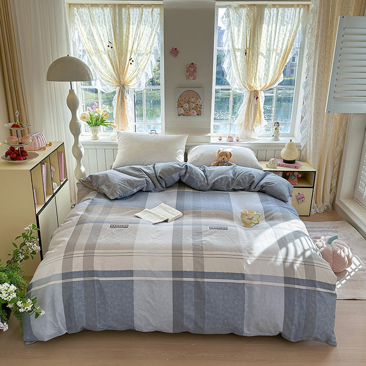 Elegant Floral Patterned Duvet Cover Set