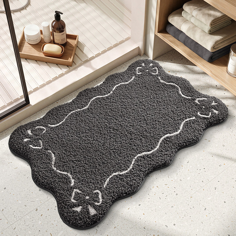 Plush Scalloped Edge Bathroom Mat