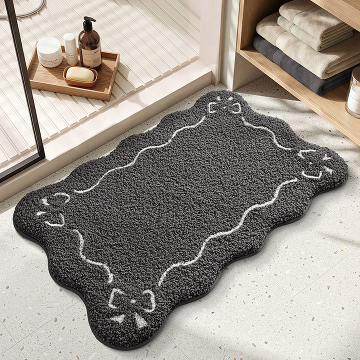 Plush Scalloped Edge Bathroom Mat
