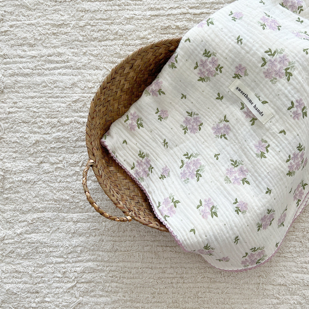 Women's Cozy Blanket with Floral Design Stornfield