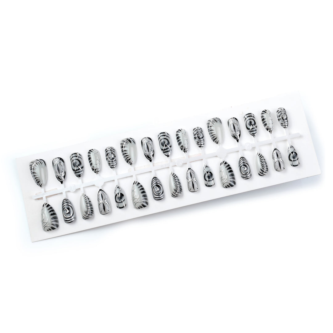 Gothic Fantasy Press-On Nail Art Set