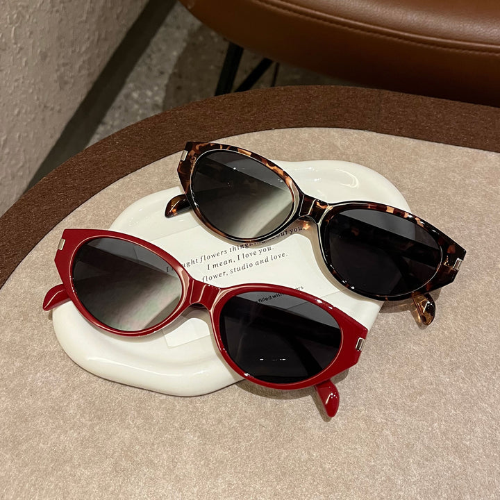 Stylish Cat Eye Sunglasses with Unique Pattern Stornfield