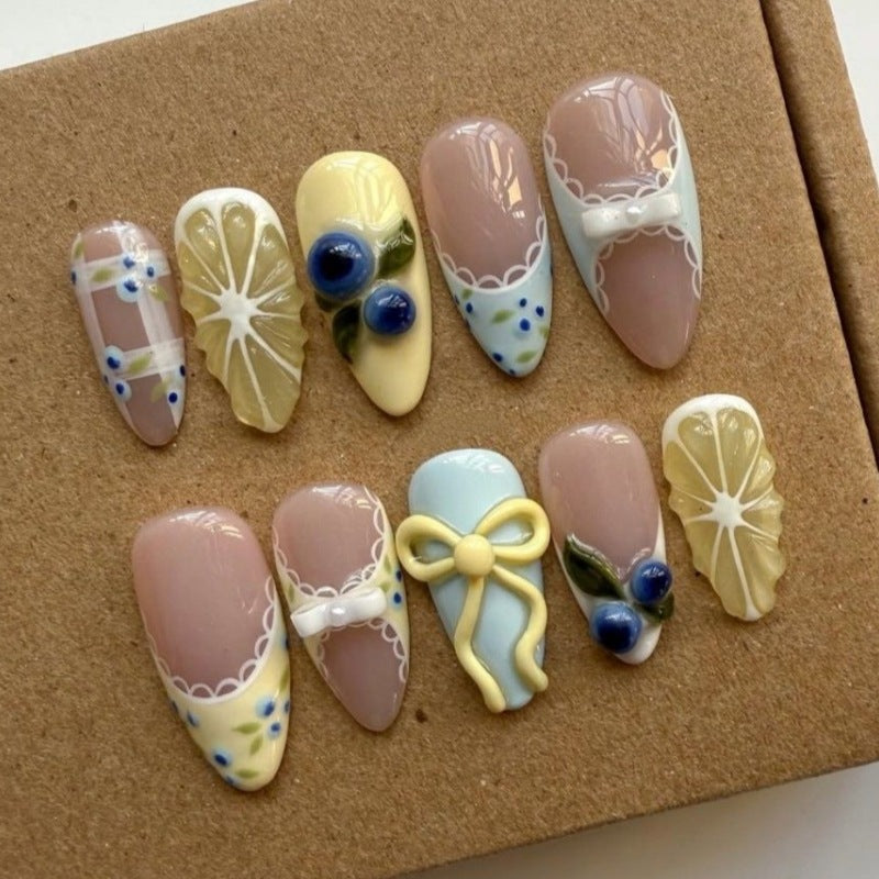 Nature-Themed Artistic Press-On Nail Set Stornfield