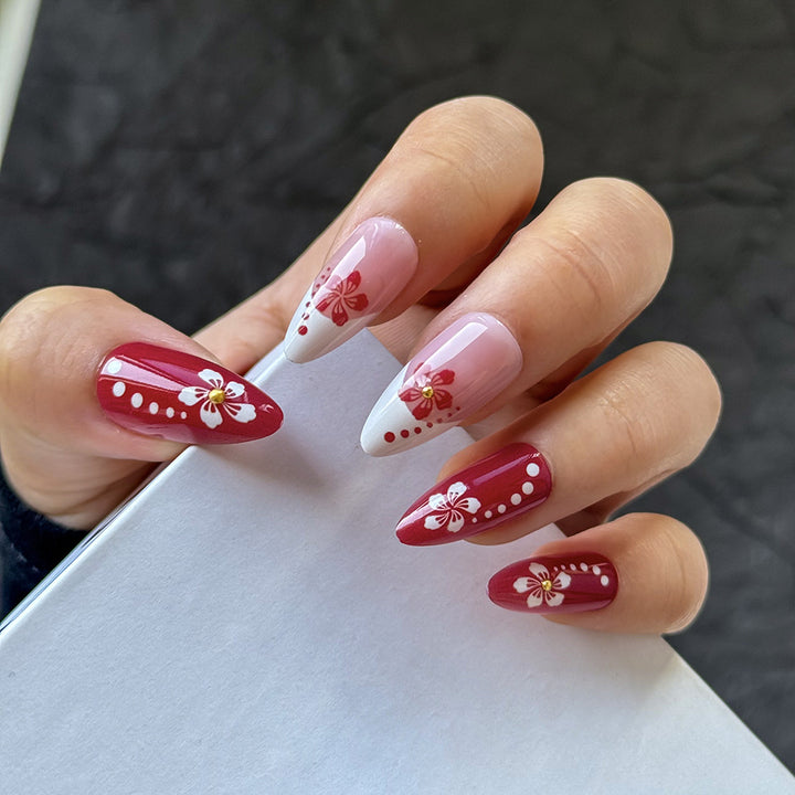 Elegant Floral Press-On Nail Art Collection Stornfield