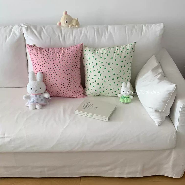 Decorative Floral Pattern Cushion