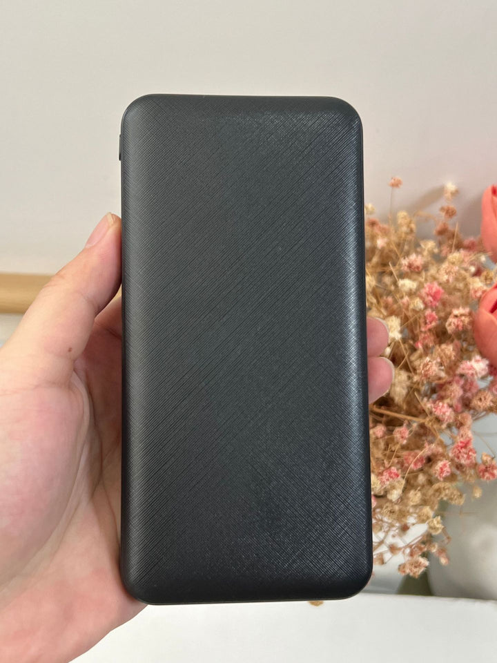 Portable power bank with innovative texture and fast charging connection Stornfield