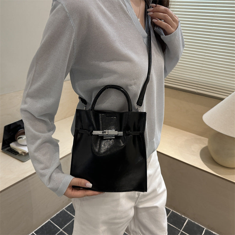 Elegant Structured Leather Handbag