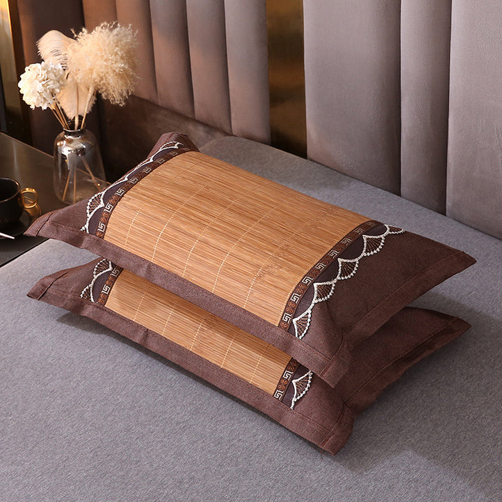 Elegant pillowcase set in jacquard look with embroidered border and satin trim