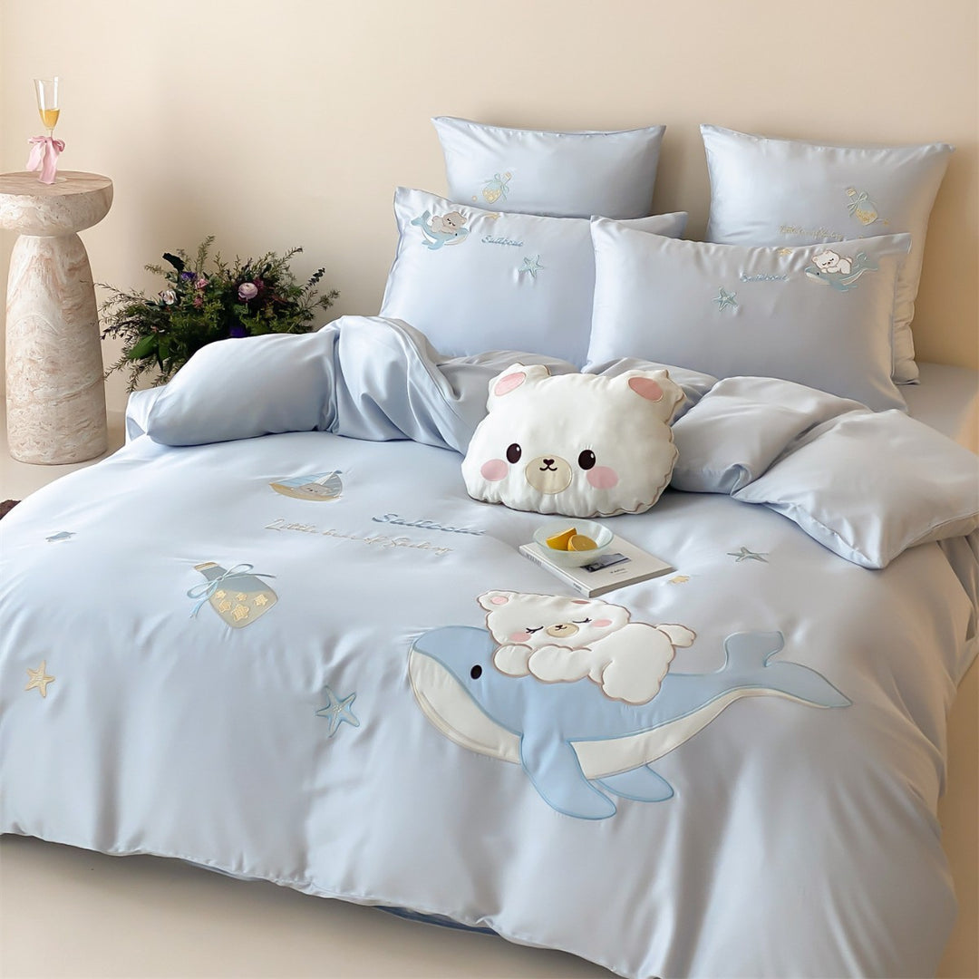 Kids Embroidered Cotton-Sateen Duvet Cover Set with Plush Bear Appliqué & Whale Motif