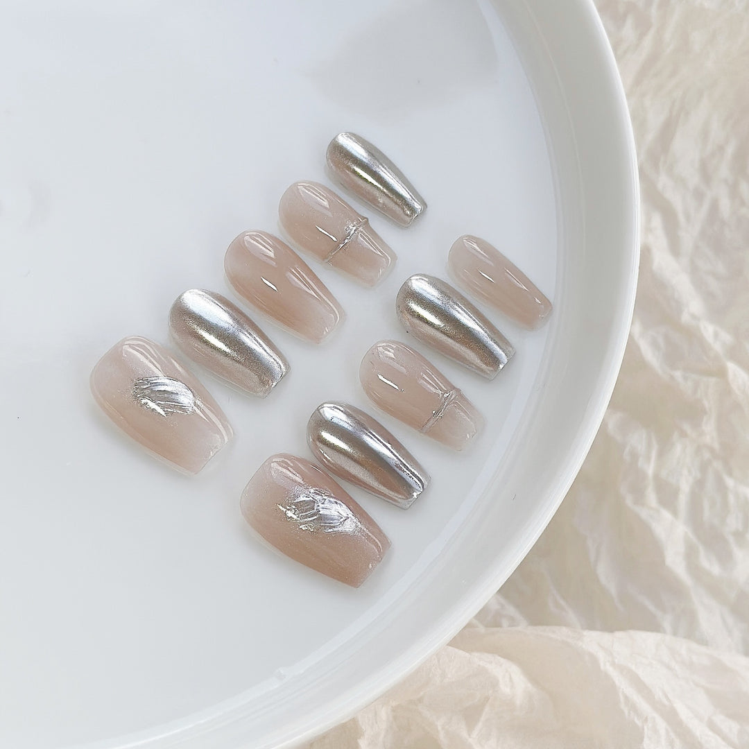 Premium Press-On Nail Art with Metallic and Glossy Finish