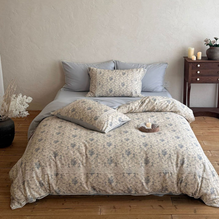 Vintage Floral Cotton Duvet Cover Set with Delicate Lace Trim