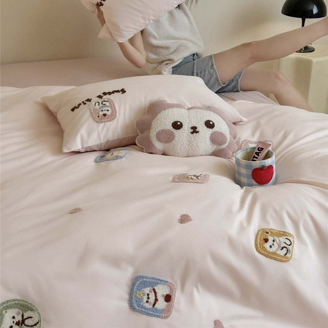 Embroidered Chenille Cartoon Duvet Cover Set with Plush Accent Pillow