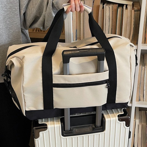 Versatile Multi-Pocket Travel Duffle Bag