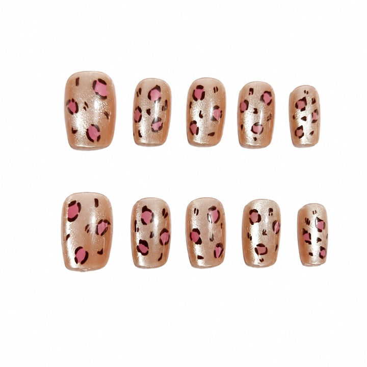 Acrylic nails with modern animal design Stornfield
