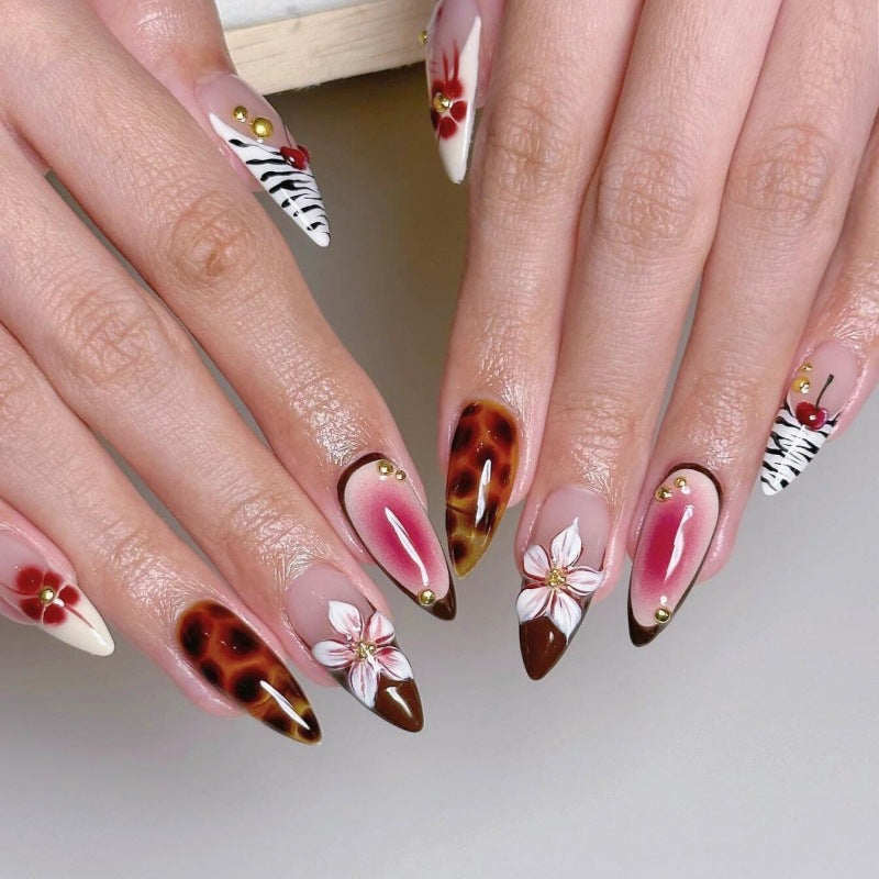 Decorative Floral Press-On Nail Set Stornfield 1787294384