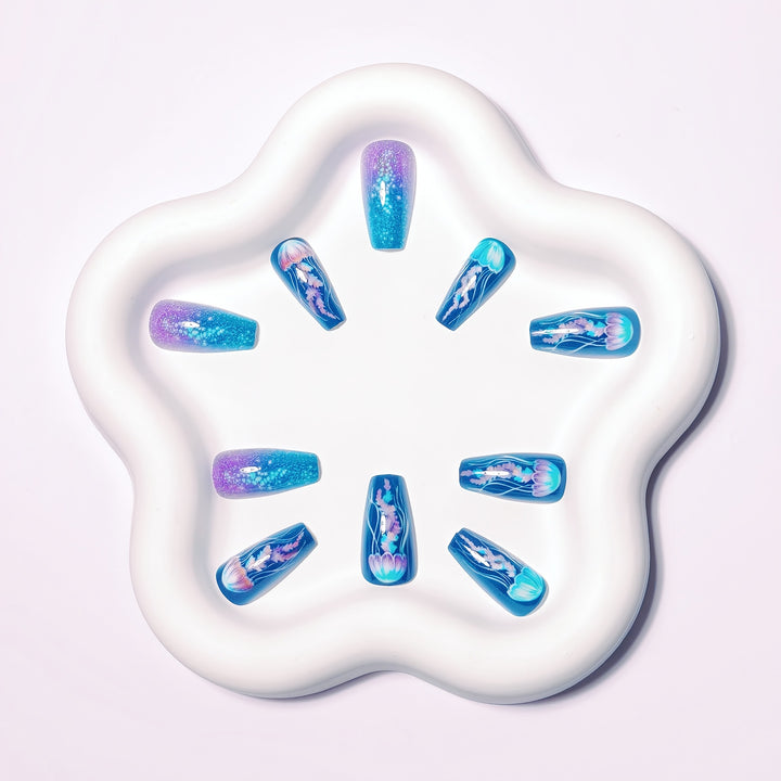 Artificia nails with fascinating jellyfish design Stornfield
