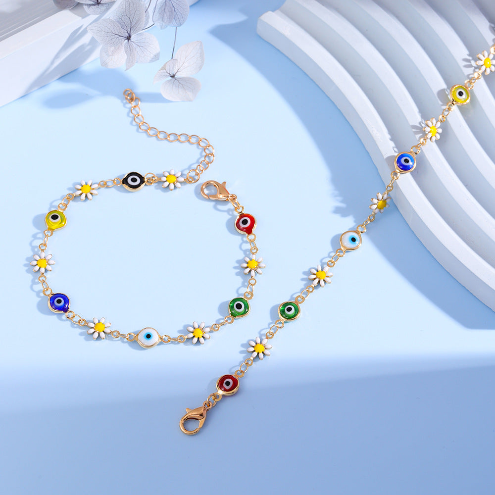 Charming Daisy and Evil Eye Bracelet Stornfield