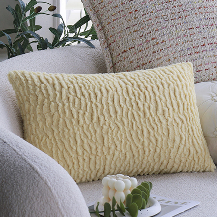 Rectangular decorative pillowcase made of teddy bouclé with ridged texture Stornfield