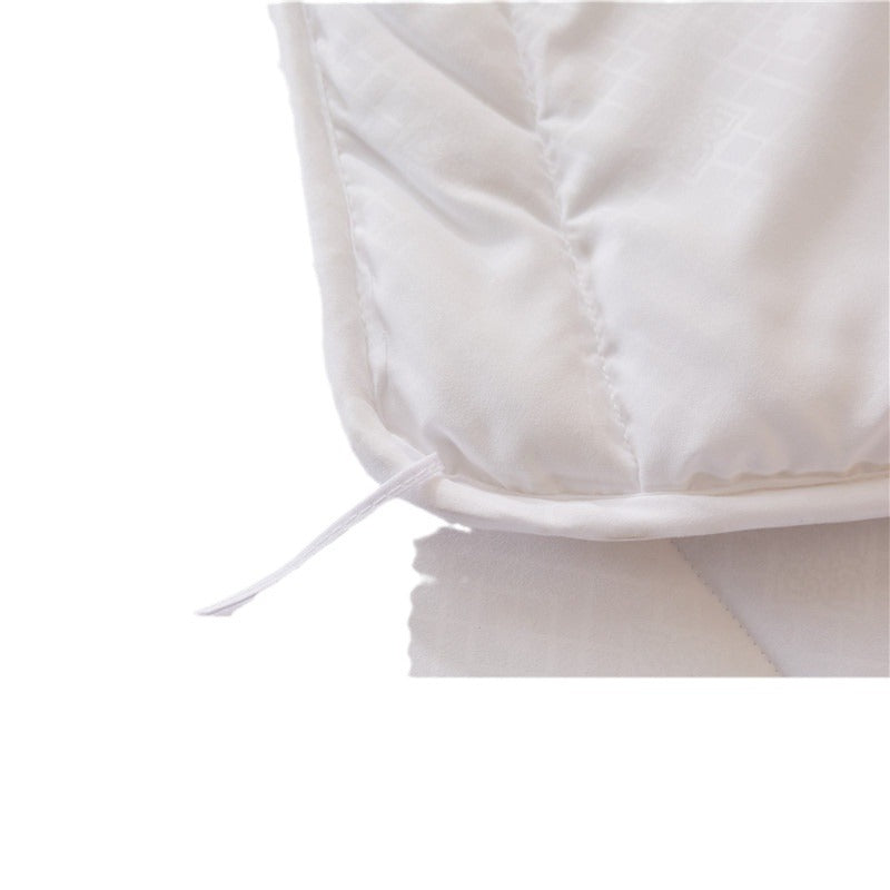 Ladies Allergy-Friendly Quilted Blanket with Breathable Microfiber Cover Stornfield