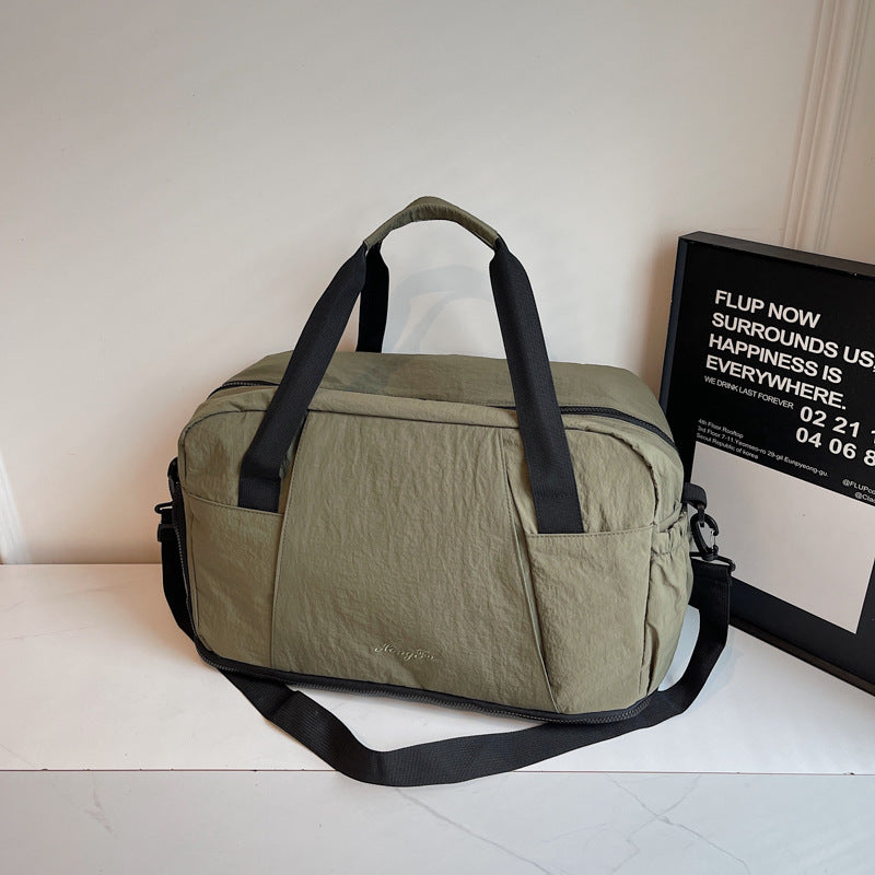 Sporty travel bag with practical outer pockets Stornfield