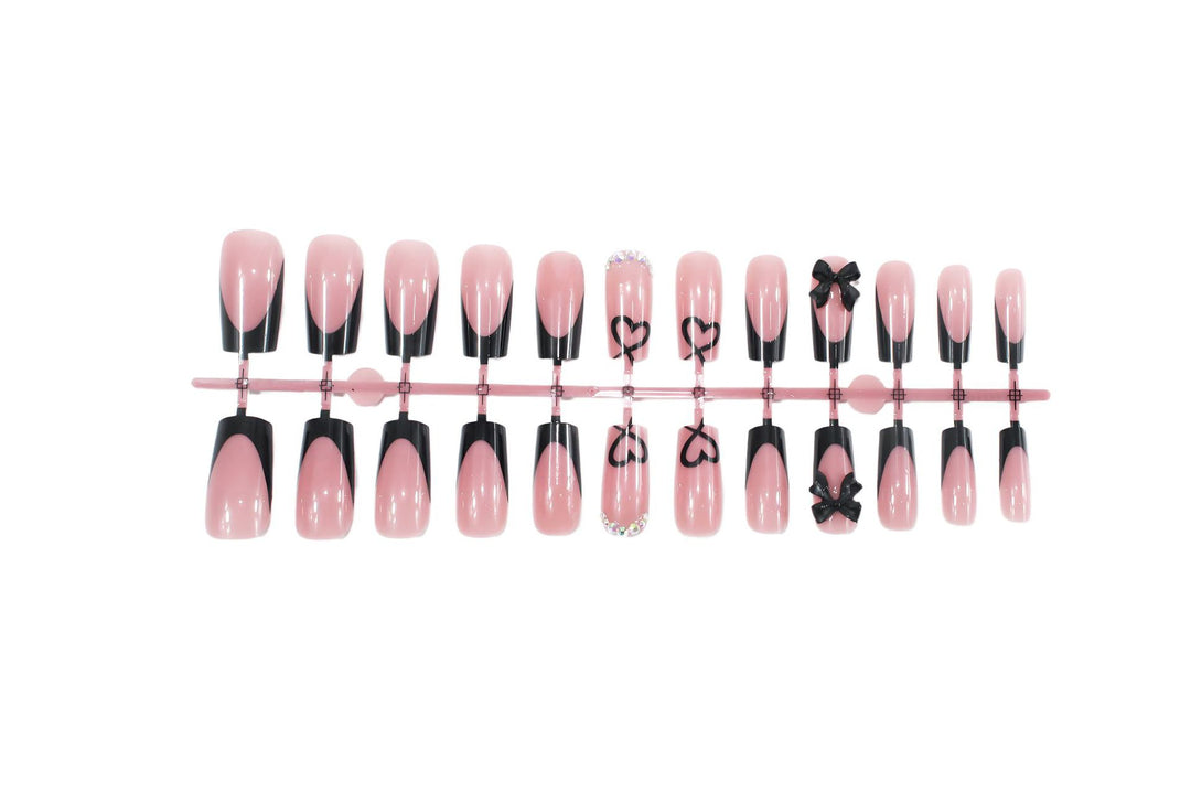 Artificials Nails Set with Elegant Bow and Heart Designs Stornfield
