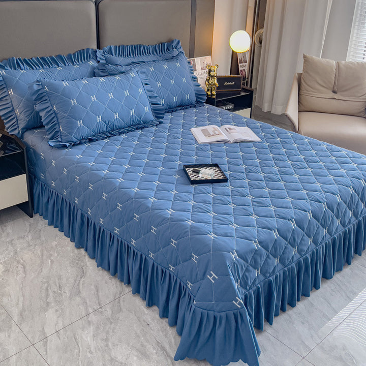 Stylish Quilted Bedspread Set