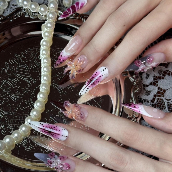 Animal-Inspired Press-On Nail Art Set Stornfield