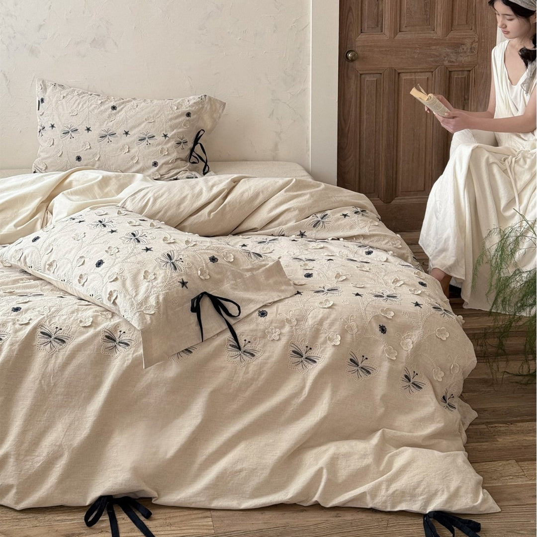 Embroidered Linen-Blend Duvet Cover Set with Butterfly Applique and Corner Tie Closures