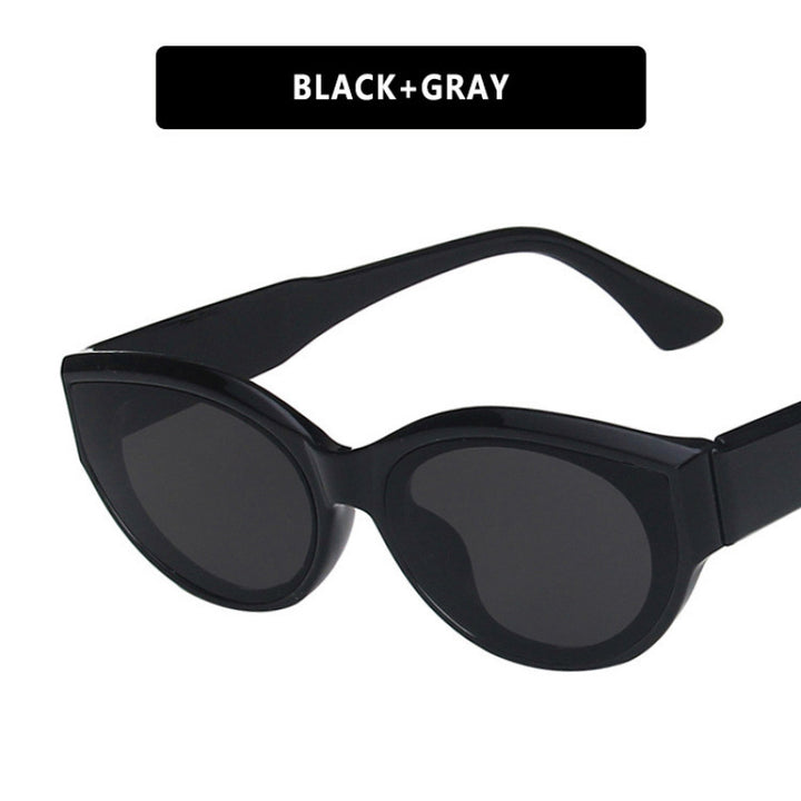 Women Cat-Eye Sunglasses with striking pattern Stornfield