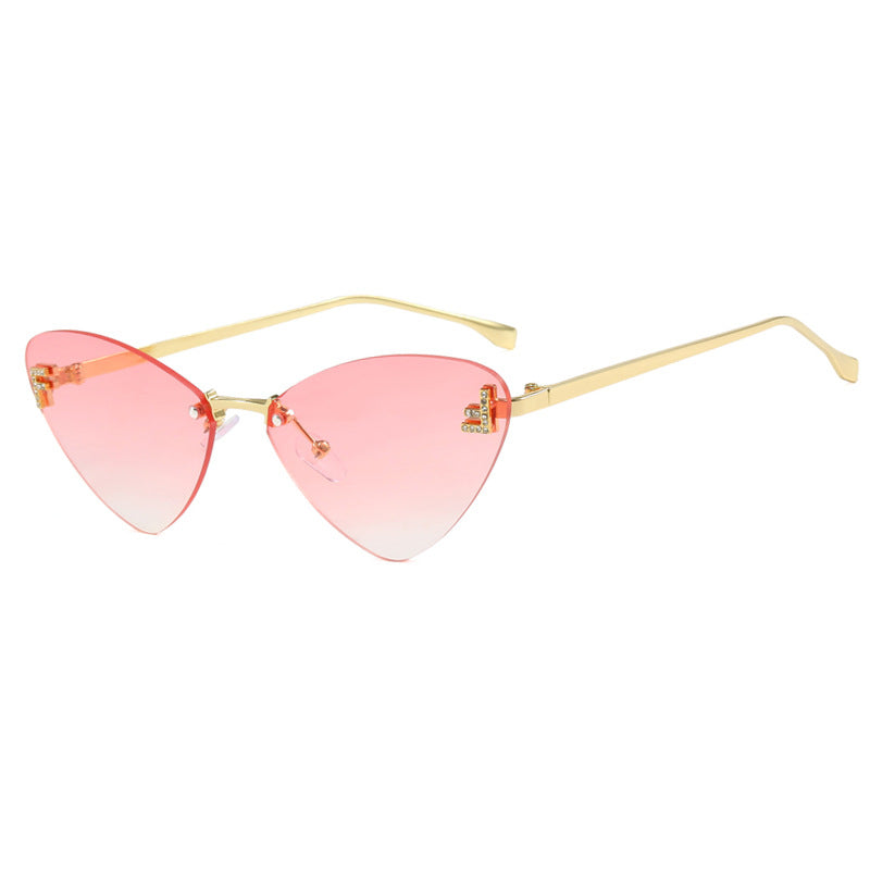 Women's extravagant Cat-Eye sunglasses with sparkling details Stornfield