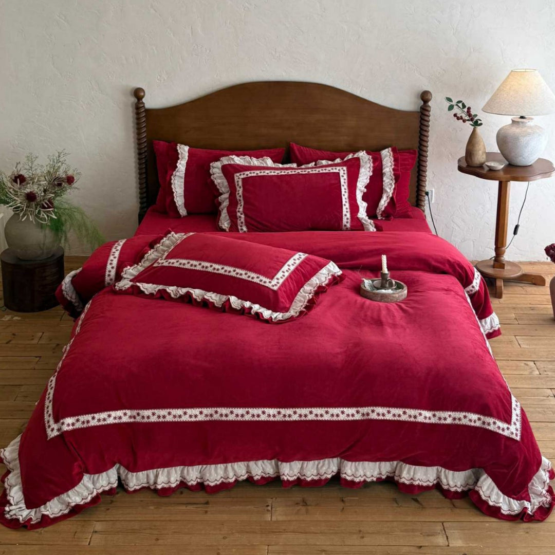 Romantic bedding set with ruffles and embroidered border