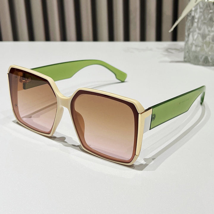 Women's fashionable sunglasses with elegant accents Stornfield