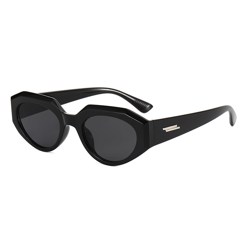 Ladies Fashion Vintage Sunglasses in Distinctive Design Stornfield