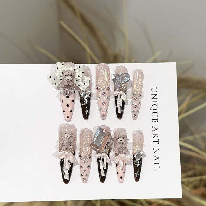 Themed Bear-Inspired Press-On Nail Art Set