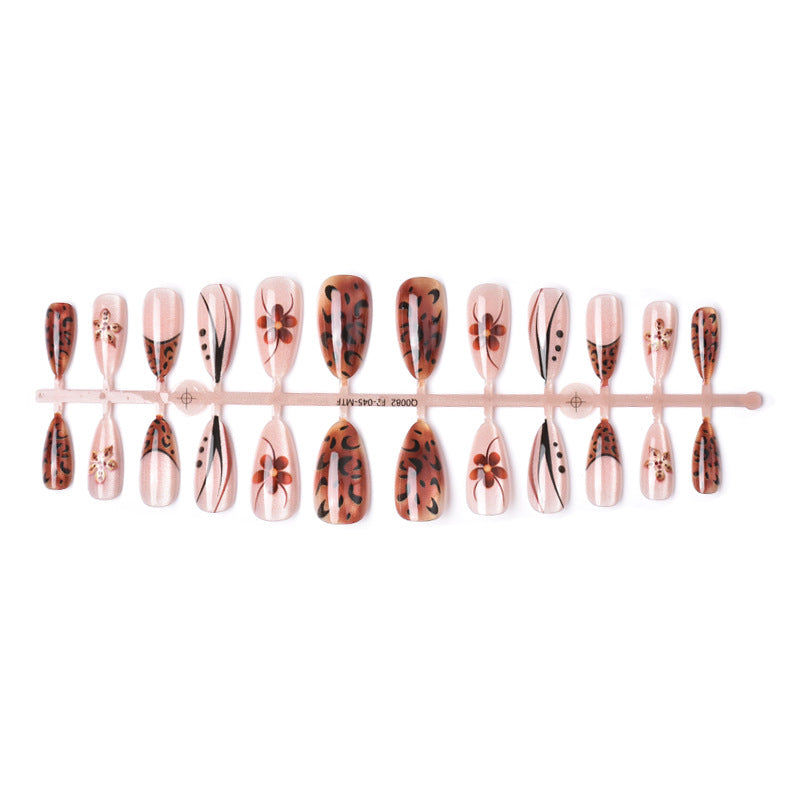 Artistic Press-On Nail Art Stornfield