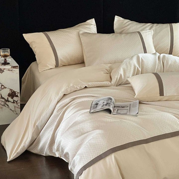 Hotel-Style Brushed Cotton Duvet Cover Set with Textured Quilt Panel and Contrasting Border