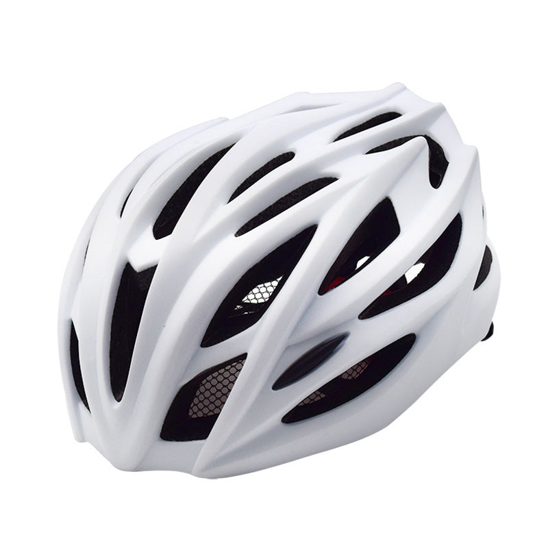 Road bike helmet with improved air circulation and comfortable inner lining Stornfield
