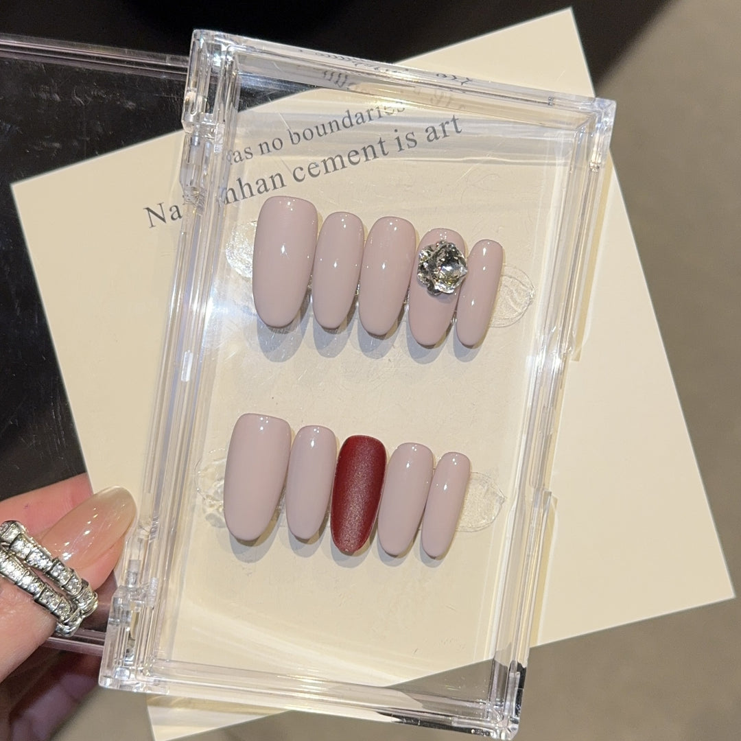 Artificial nails with elegant glitter accent Stornfield