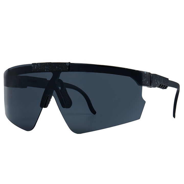 Women's sport sunglasses in modern design with large lenses Stornfield