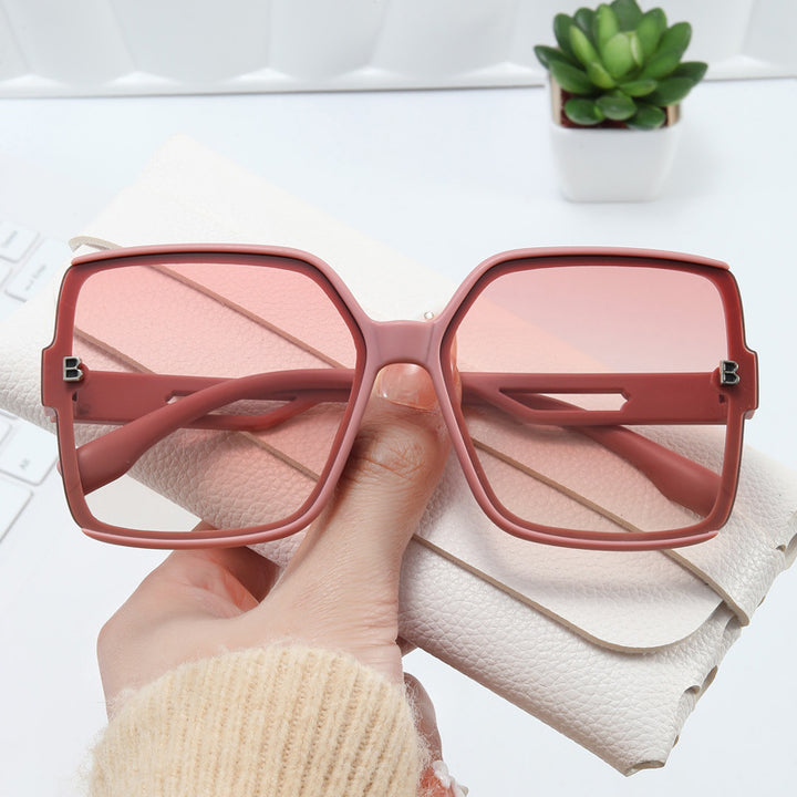 Women's fashionable oversized sunglasses with extravagant accents Stornfield