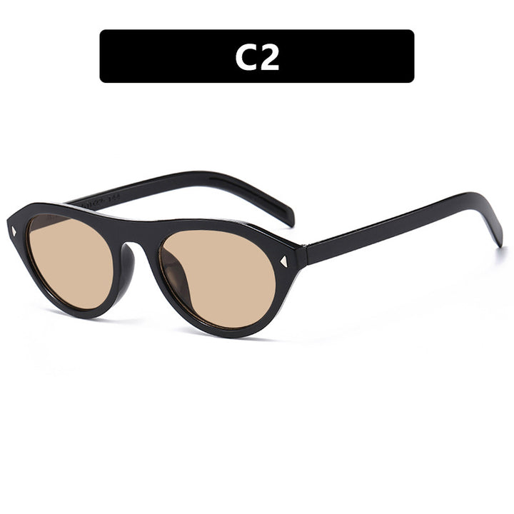 Women's fashionable sunglasses with curved frame and protective UV filter Stornfield
