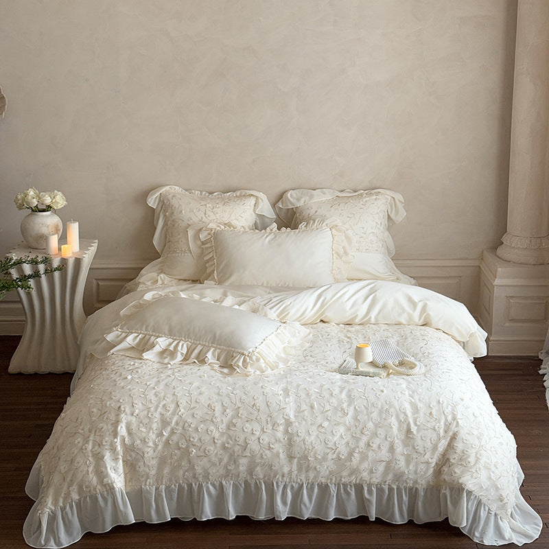 Romantic duvet cover set with floral embroidery, ruffled edge and decorative pillow