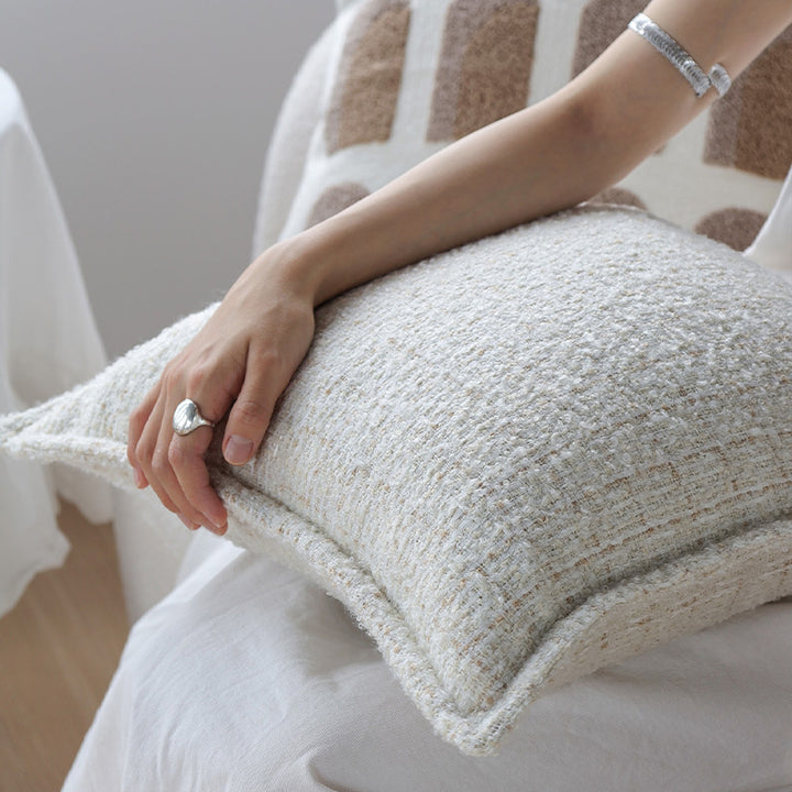High-quality and elegant cushion