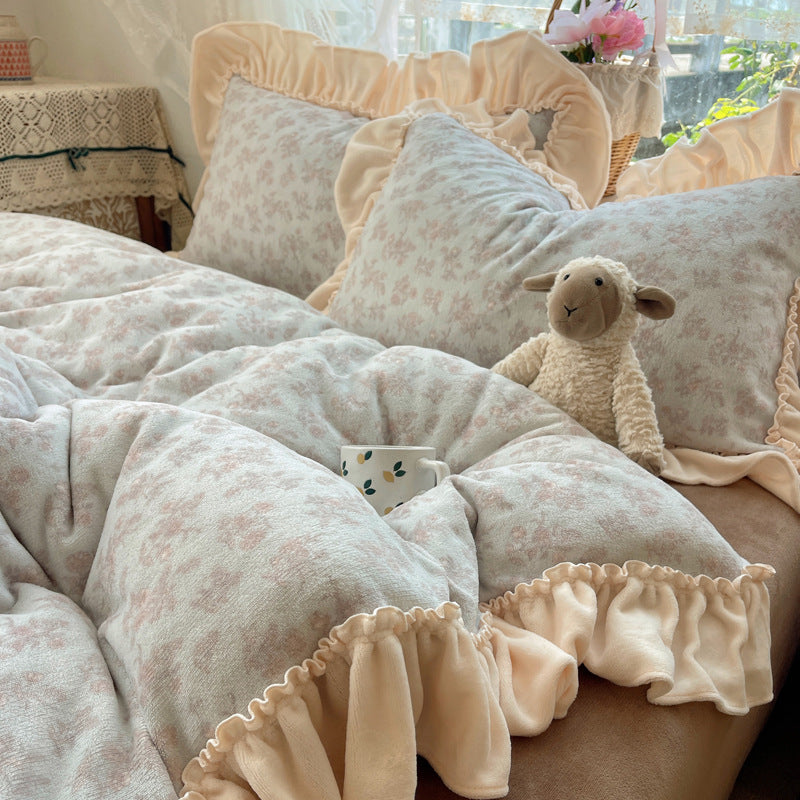 Floral Design Cozy Bedding Set