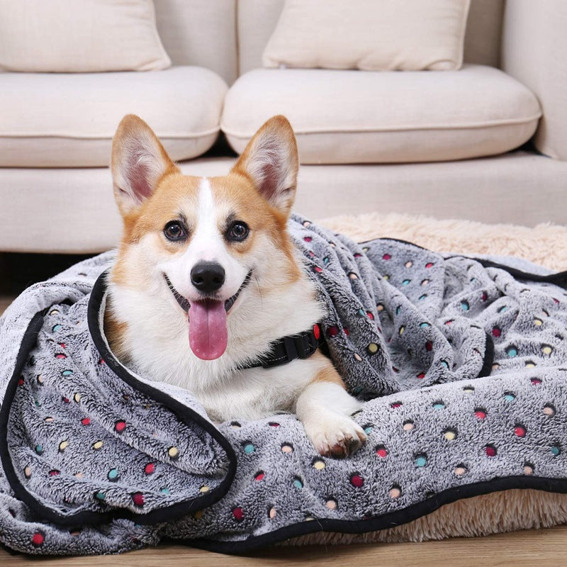 Women's Cozy Plush Blanket with Polka Dot Pattern Stornfield