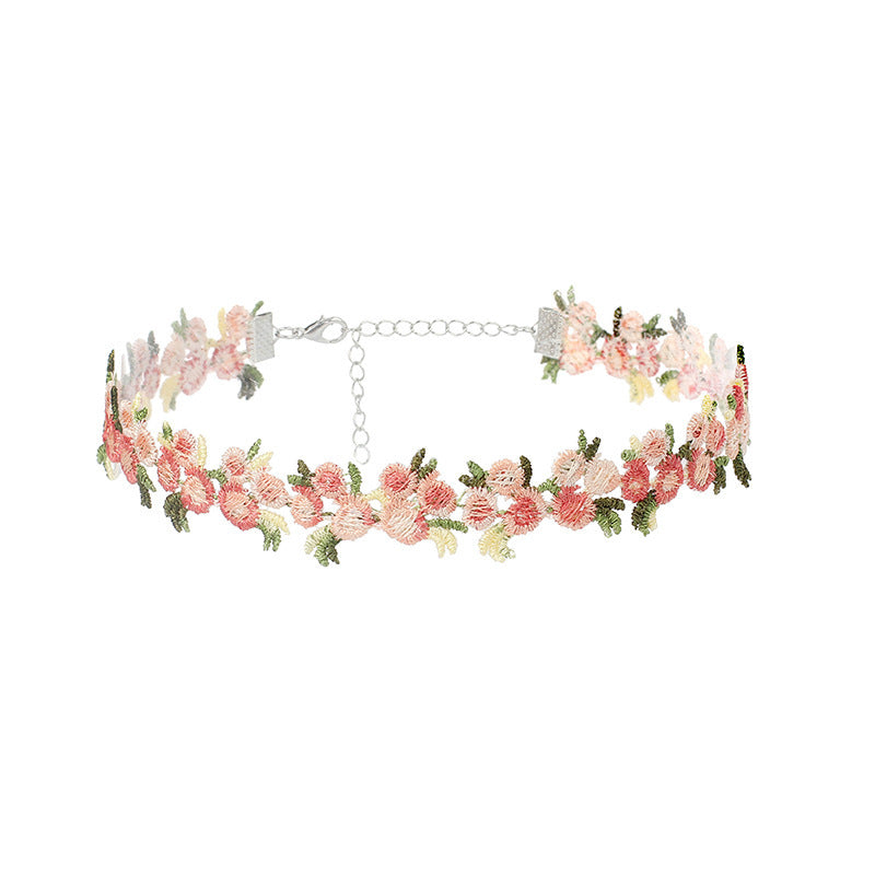 Floral Choker Necklace Stornfield