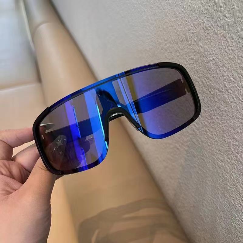 Sporty Wrap-Around Sunglasses Stornfield